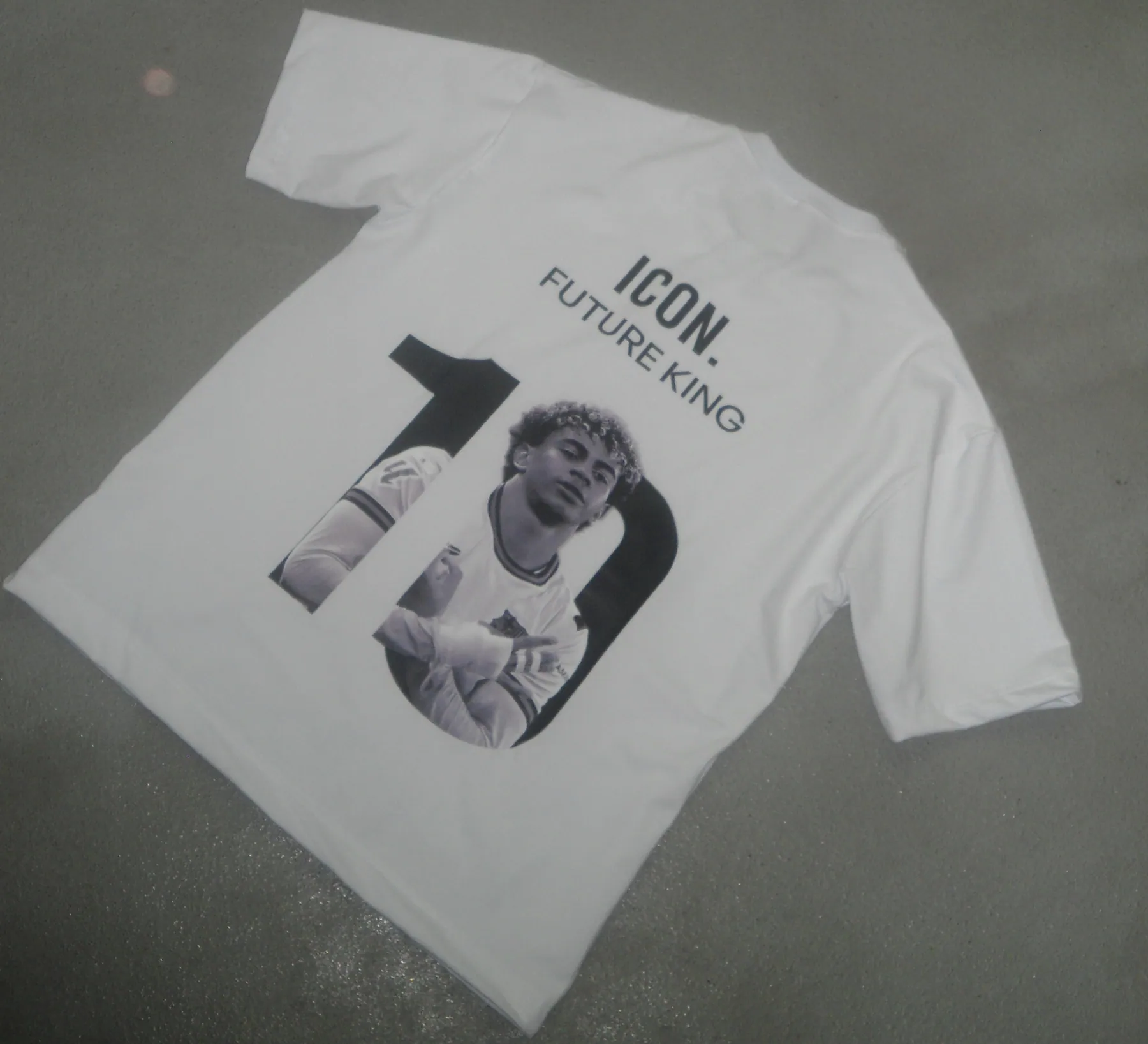 LAMINE YAMAL tee — athlete graphic